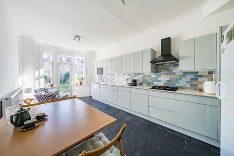 167 John Ruskin Street, London, SE5 0PQ