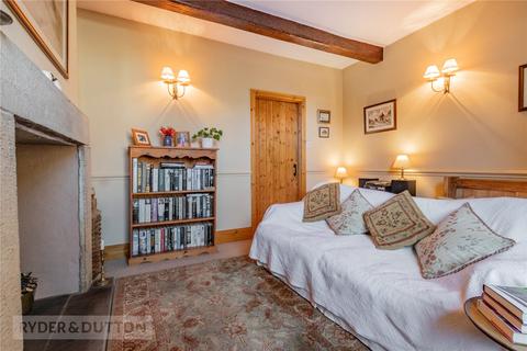 2 bedroom terraced house for sale, Slant Gate, Kirkburton, Huddersfield, West Yorkshire, HD8
