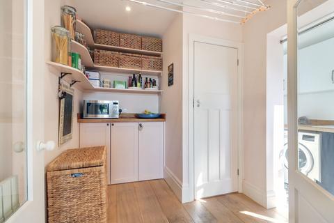 98 Beauchamp Road, West Molesey, KT8 2PH