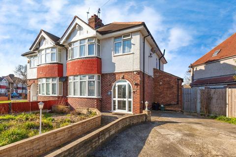 3 bedroom semi-detached house for sale, Fairdale Gardens, Hayes UB3