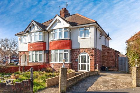 3 bedroom semi-detached house for sale, Fairdale Gardens, Hayes UB3