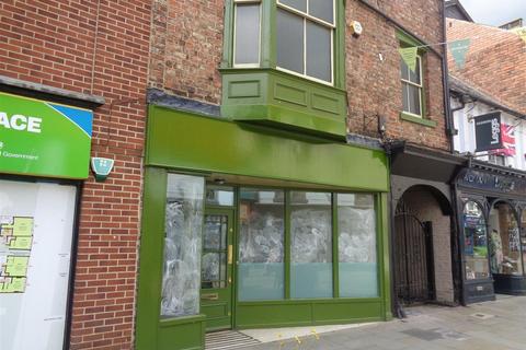 Retail property (high street) to rent, Skinnergate, Darlington