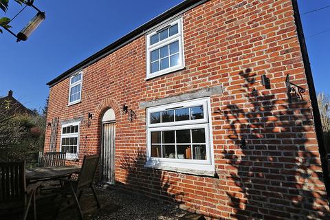 3 bedroom cottage for sale, The City, Halvergate, Norwich, NR13