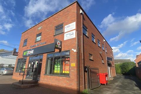 Property to rent, High Street, Brockmoor, Brierley Hill