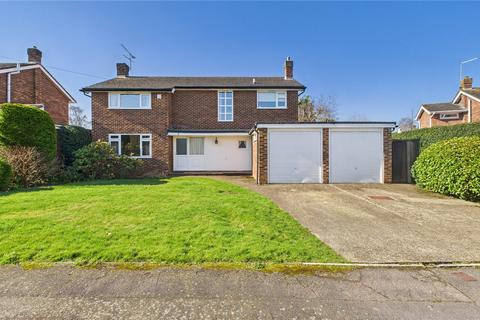 4 bedroom detached house for sale, Brockenhurst Close, Surrey GU21