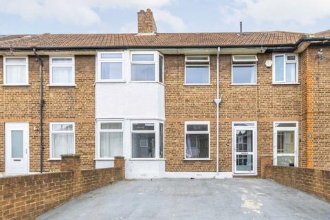 4 bedroom semi-detached house to rent, Braid Avenue, London W3