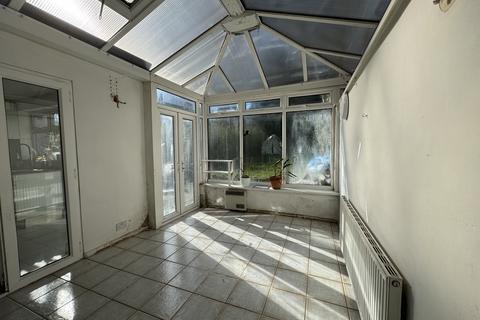 4 bedroom semi-detached house to rent, Stanway Road, Shirley B90