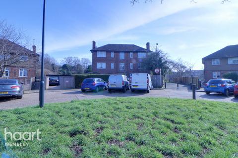 52 Riverside Gardens, Wembley, HA0 1JG