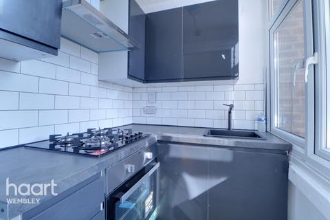 52 Riverside Gardens, Wembley, HA0 1JG