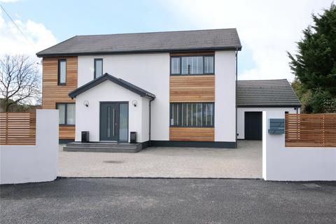 Stunning Contemporary Four-Bedroom Detached Home