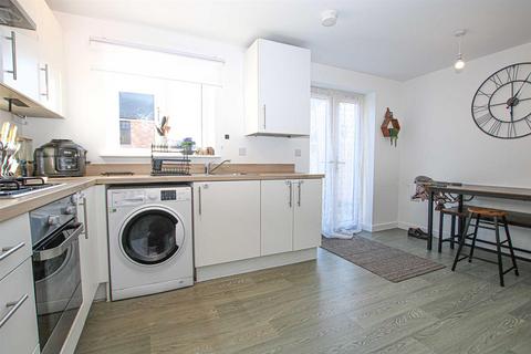 3 bedroom semi-detached house for sale, King James Close, Fordham CB7