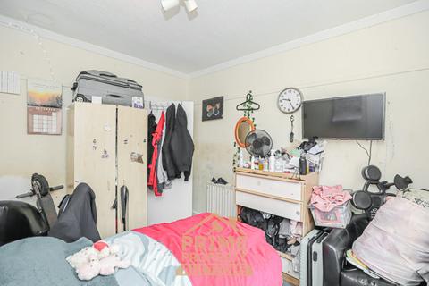 225 Curtis Avenue, Glasgow, G44 4NW
