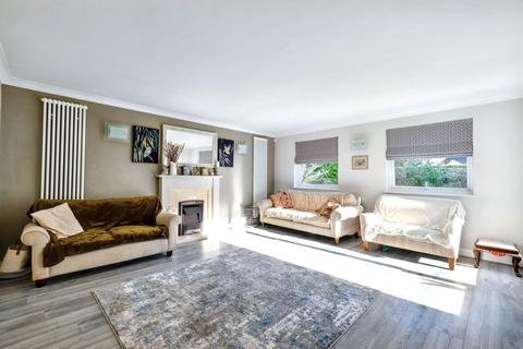 10 Colvin Chase, Galleywood, Chelmsford, CM2 8QQ