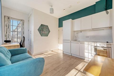 1 bedroom flat to rent, Bow Road, Bow E3