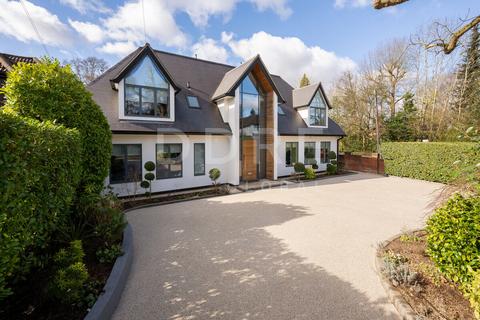 6 bedroom detached house for sale, California Lane, Bushey, WD23