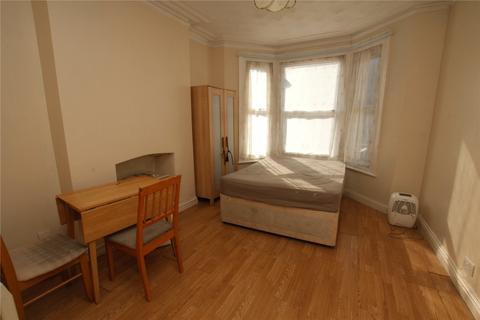 1 bedroom apartment to rent, County Road, Swindon, Wiltshire, SN1