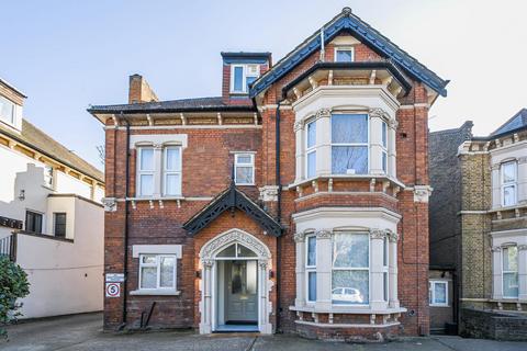 34a Bromley Road, Beckenham, BR3 5JD