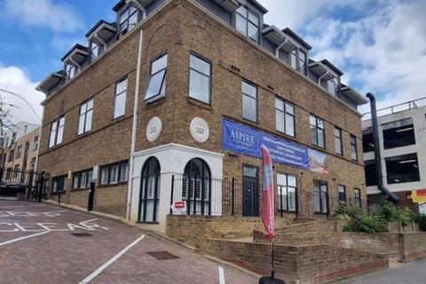 2 bedroom apartment for sale, 89 Marlowes, Hemel Hempstead, Hertfordshire, HP1 1EH