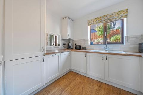 8 Swift Close, Winchester, SO22 4QG