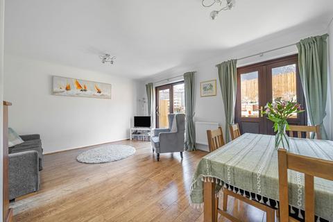 8 Swift Close, Winchester, SO22 4QG