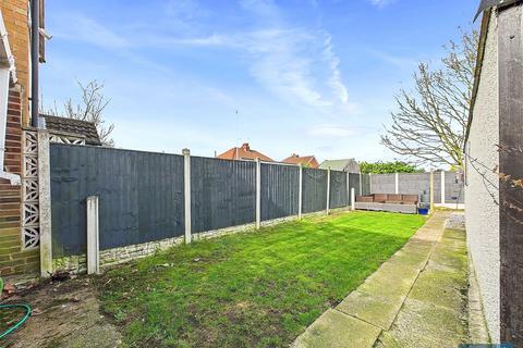 3 bedroom semi-detached house for sale, Millard Avenue, Hatfield, Doncaster, South Yorkshire, DN7