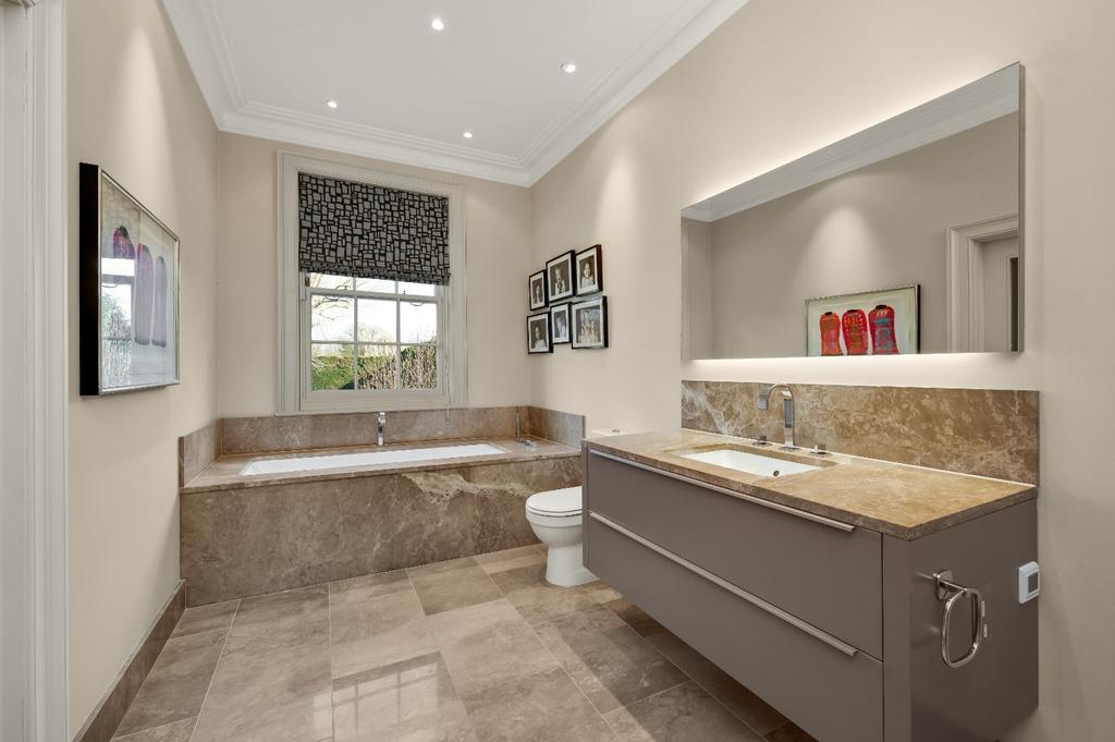 Principal Ensuite