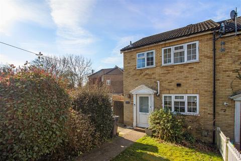 1 Abbey Path, Hailsham, BN27 1JQ