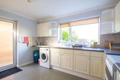 4 bedroom detached house to rent, Narrow Lane, Histon, Cambridge, CB24