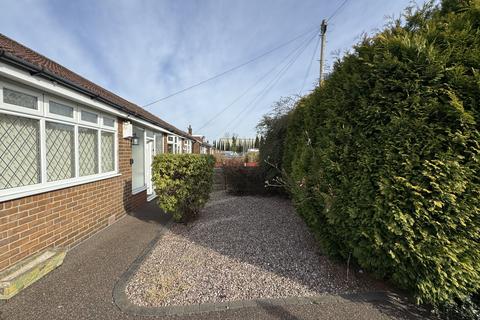 2 bedroom semi-detached bungalow for sale, Mansfield Avenue M34 3NS, Denton