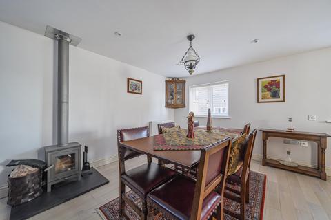 3 bedroom end of terrace house for sale, Burderop Barns, Chiseldon, SN4