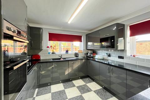 Willowside Casey Lane, Tillingham, Southminster, CM0 7TD