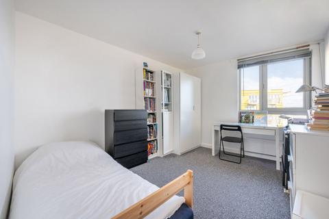 2 bedroom flat for sale, Carronade Court, Eden Grove, London