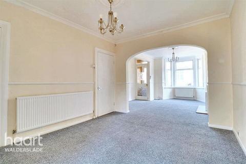 2 bedroom terraced house to rent, Sturla Road, Chatham