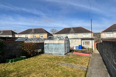 3 bedroom semi-detached house for sale, Hillfield Villas, Kidwelly SA17