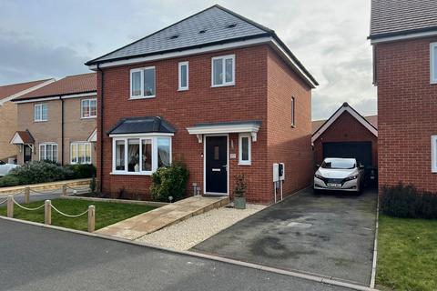 11 Chaplin Drive, Thorpe-le-soken, Clacton-on-sea, CO16 0EY