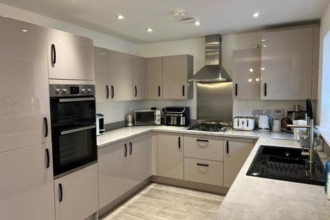 11 Chaplin Drive, Thorpe-le-soken, Clacton-on-sea, CO16 0EY