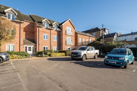 2 bedroom flat for sale, Bushey,  Hertsmere,  WD23