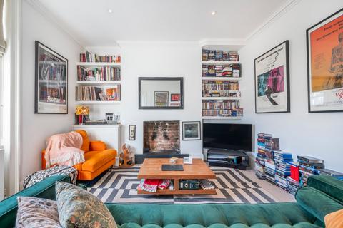 2 bedroom flat for sale, Camden Road, London