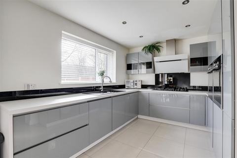 37 Bendigo Lane, Nottingham, NG2 4EH