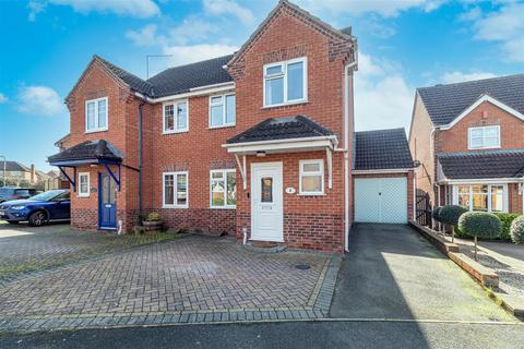 3 bedroom semi-detached house for sale, Gallipoli Drive, Norton, Worcester