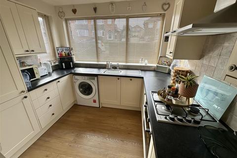 3 Cornmill Crescent, Liversedge, WF15 7DU