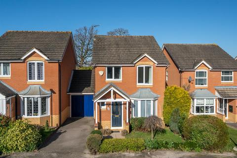 3 bedroom link detached house for sale, Laureate Way, Gadebridge Park, Hemel Hempstead, HP1 3RL