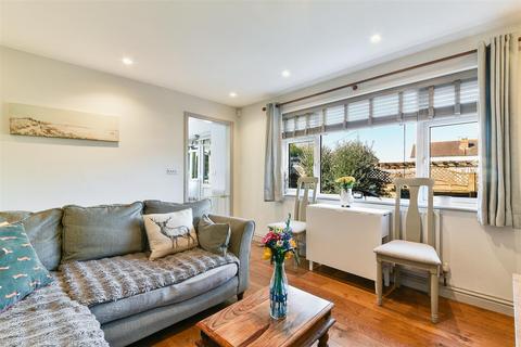 6 Saltash Close, Cheam, Sutton, SM1 2JL