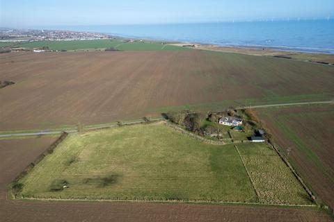 3 bedroom detached bungalow for sale, North Leys Road, Hollym