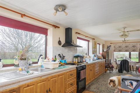 The Glen North Leys Road, Hollym, Withernsea, HU19 2QN