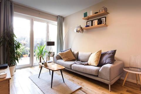 1 bedroom apartment for sale, London SW2
