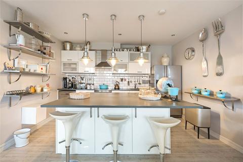 3 bedroom apartment for sale, Melliss Avenue, Kew, Surrey, TW9