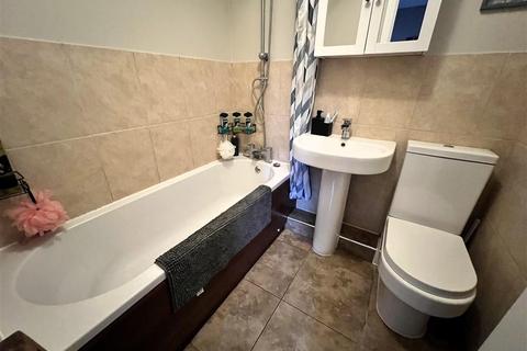 116 Downland Crescent, Knottingley, WF11 0EH