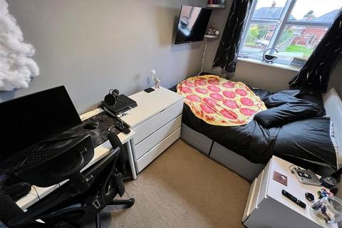 116 Downland Crescent, Knottingley, WF11 0EH