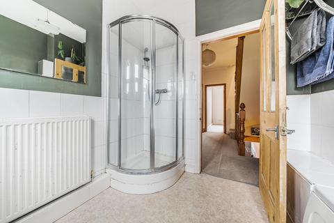 21 Roundhay View, Leeds, LS8 4DX
